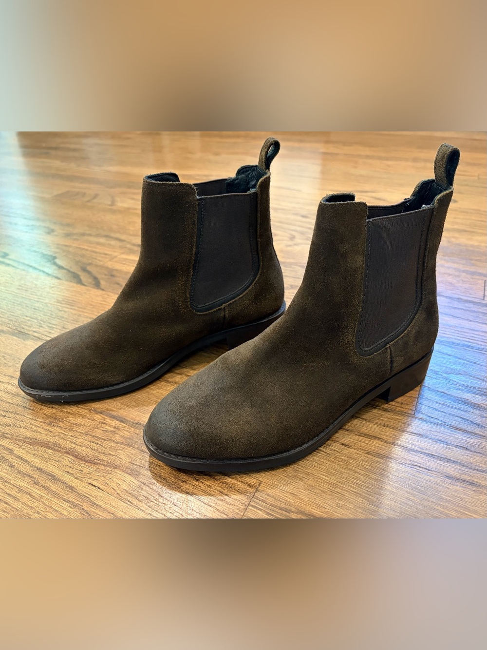 Women’s Thursday Boot Duchess Suede Chelsea Boots - Dark Olive, size 8.5